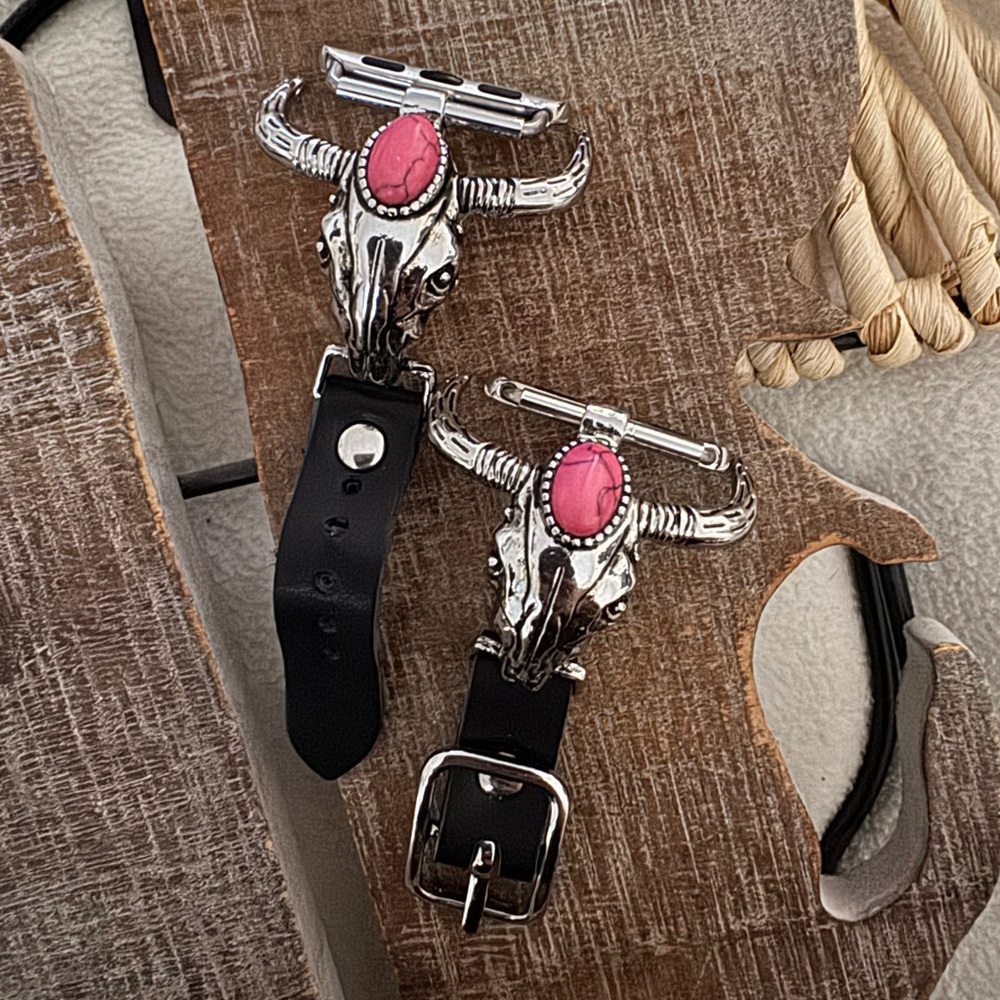 LARGE BULL HEAD WESTERN WATCH BAND